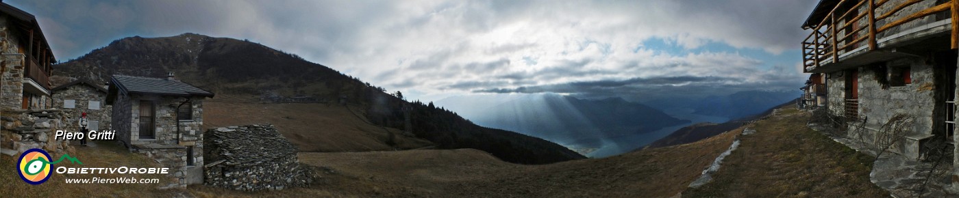 27 Panoramica all'Alpe di mezzo con vista in Berlinghera e Lago di Como.jpg